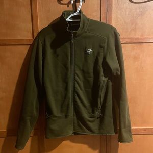 Arc’teryx Lightweight Base Layer Jacket